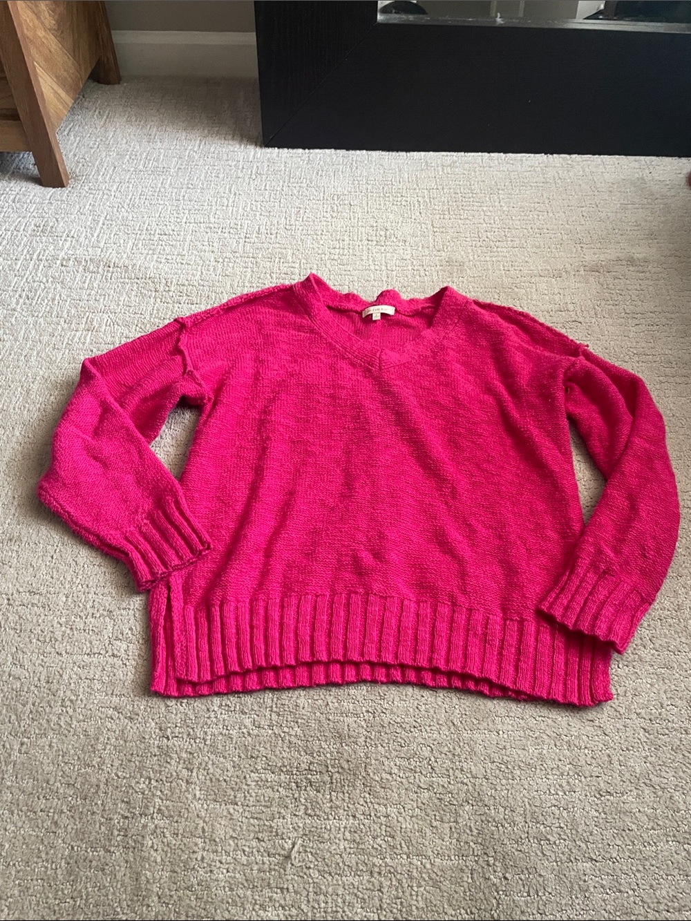Skies Are Blue Bright Pink V-Neck Ribbed Hem Sweater